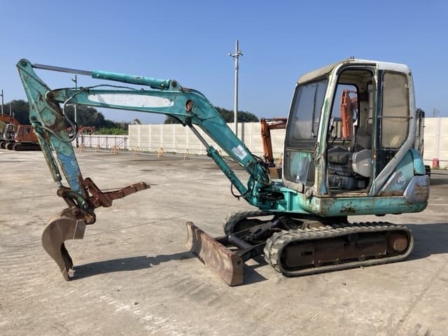 MINI EXCAVATOR — Auction (lot 8458-28)