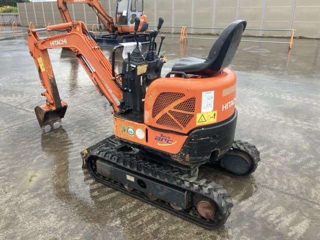 MINI EXCAVATOR — Auction (lot 8458-289)