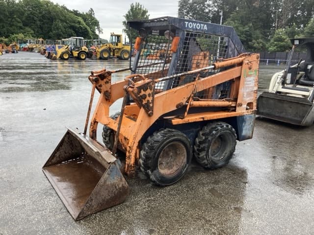 SKID STEER LOADER — Auction (lot 8458-294)