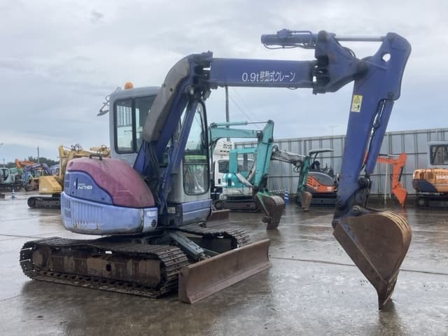 MINI EXCAVATOR — Auction (lot 8458-296)