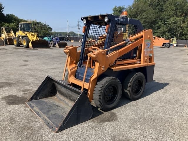 SKID STEER LOADER — Auction (lot 8458-3)