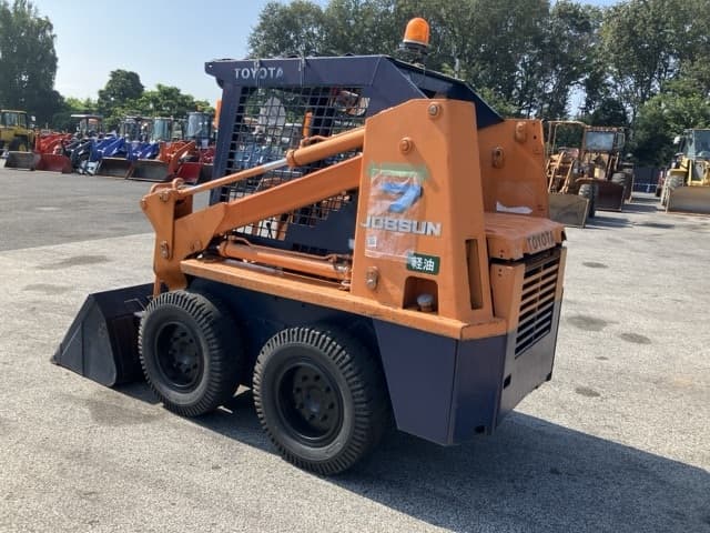 SKID STEER LOADER — Auction (lot 8458-3)