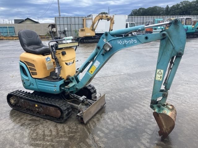 MINI EXCAVATOR — Auction (lot 8458-300)