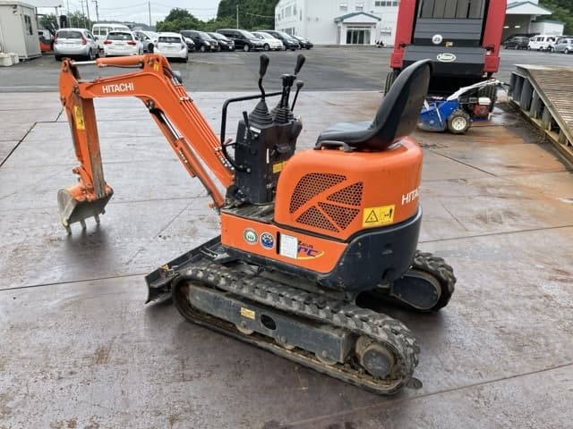 MINI EXCAVATOR — Auction (lot 8458-30001)
