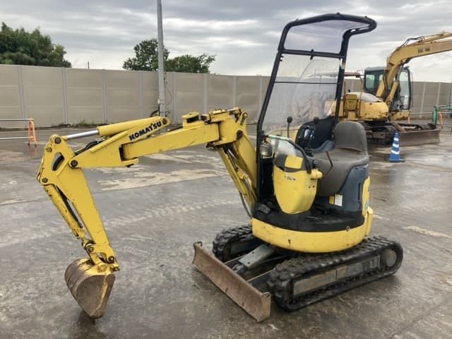 MINI EXCAVATOR — Auction (lot 8458-304)