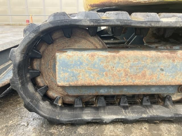 MINI EXCAVATOR — Auction (lot 8458-304)