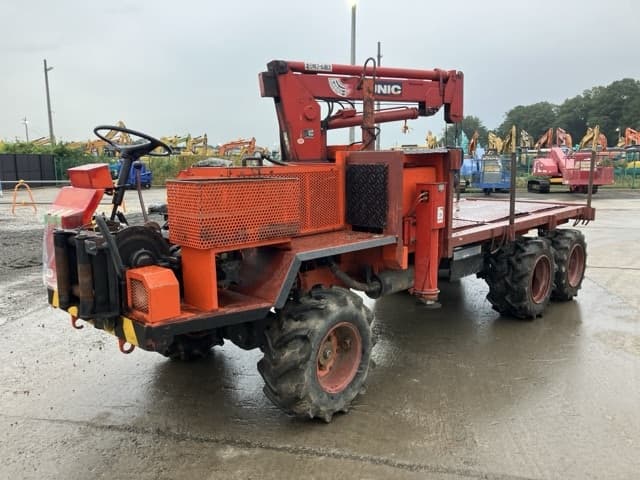 WHEEL CARRIER — Auction (lot 8458-307)