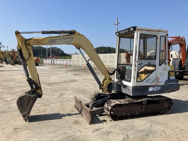MINI EXCAVATOR — Auction (lot 8458-31)