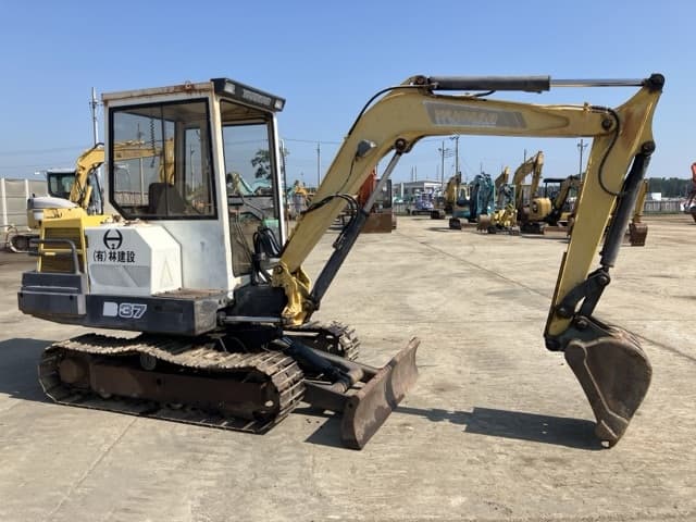 MINI EXCAVATOR — Auction (lot 8458-31)