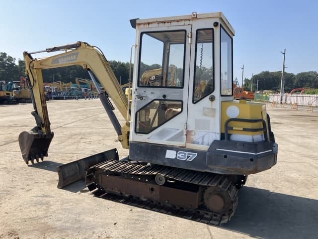 MINI EXCAVATOR — Auction (lot 8458-31)