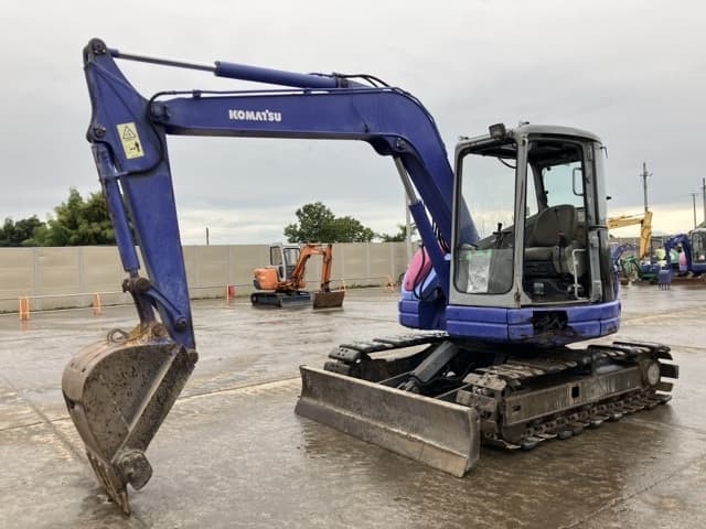 EXCAVATOR — Auction (lot 8458-310)