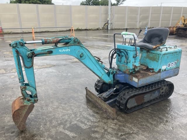 MINI EXCAVATOR — Auction (lot 8458-312)