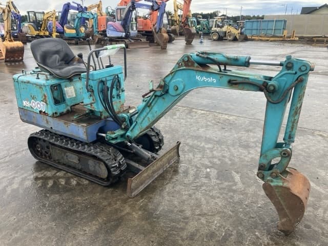 MINI EXCAVATOR — Auction (lot 8458-312)