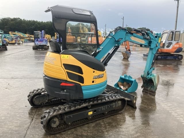 MINI EXCAVATOR — Auction (lot 8458-316)