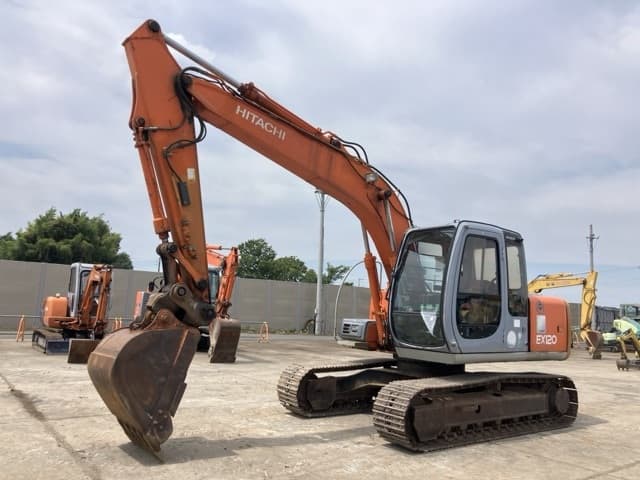 EXCAVATOR — Auction (lot 8458-32)