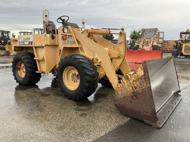 WHEEL LOADER — Auction (lot 8458-320)