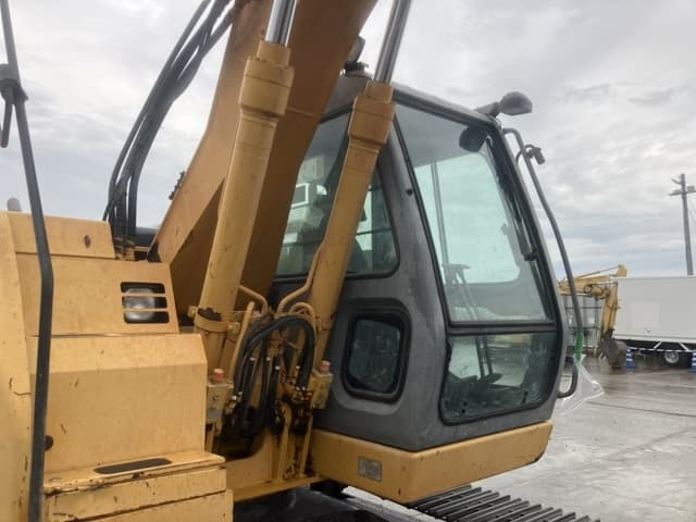 EXCAVATOR — Auction (lot 8458-322)