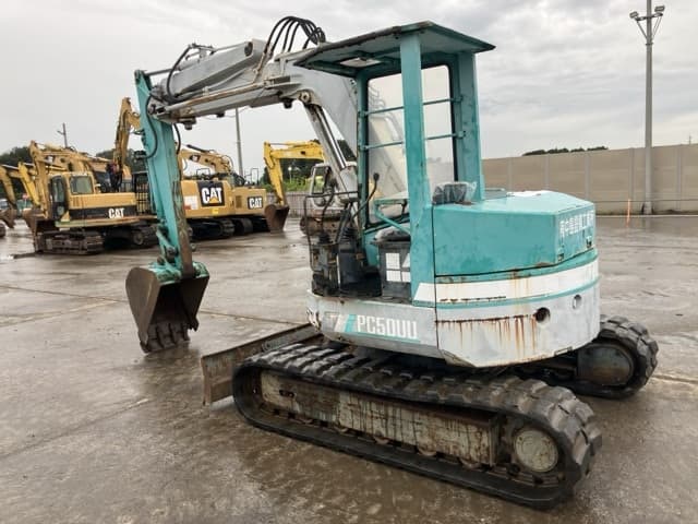 MINI EXCAVATOR — Auction (lot 8458-323)