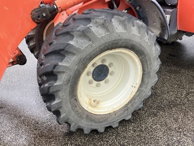 MINI WHEEL LOADER — Auction (lot 8458-326)