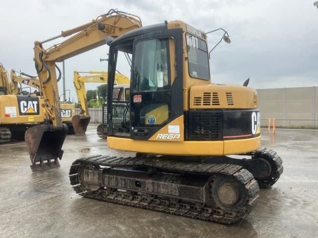 EXCAVATOR — Auction (lot 8458-328)