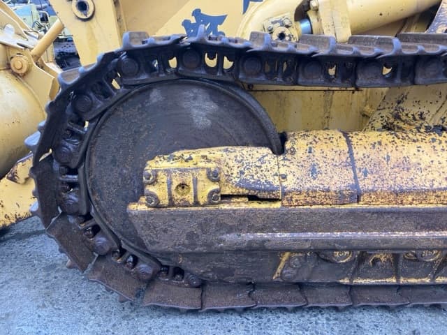 Bulldozer — Auction (lot 8458-330)