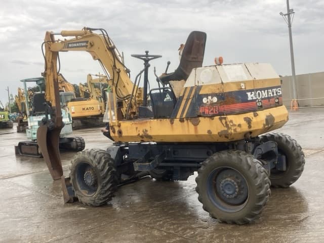 MINI EXCAVATOR — Auction (lot 8458-332)