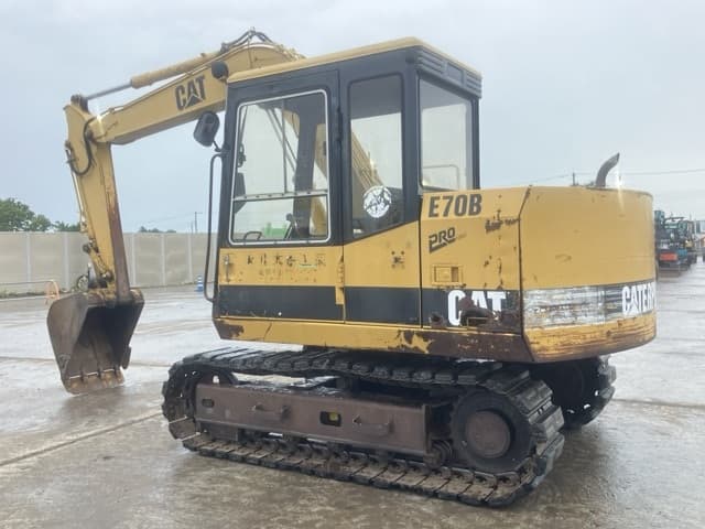 EXCAVATOR — Auction (lot 8458-337)