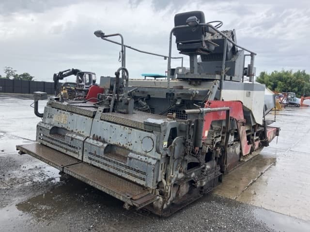 Asphalt finisher — Auction (lot 8458-339)