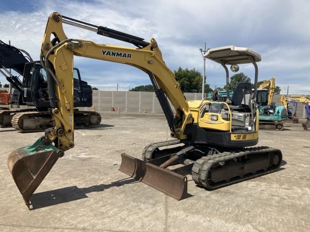 MINI EXCAVATOR — Auction (lot 8458-349)