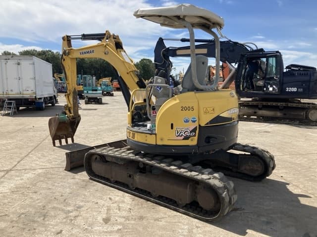 MINI EXCAVATOR — Auction (lot 8458-349)