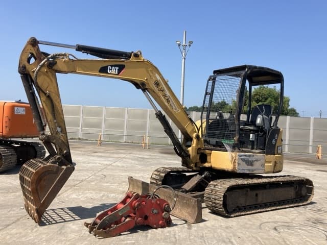 MINI EXCAVATOR — Auction (lot 8458-35)