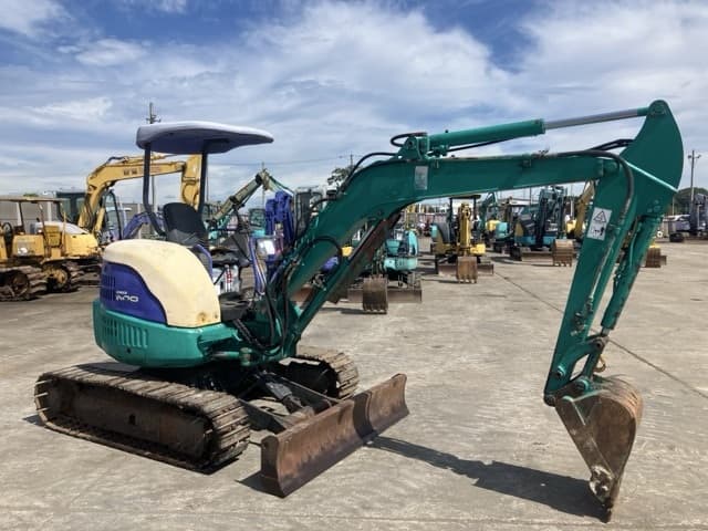 MINI EXCAVATOR — Auction (lot 8458-353)