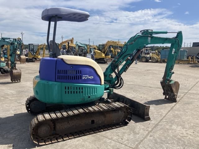 MINI EXCAVATOR — Auction (lot 8458-353)