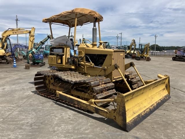 Bulldozer — Auction (lot 8458-357)