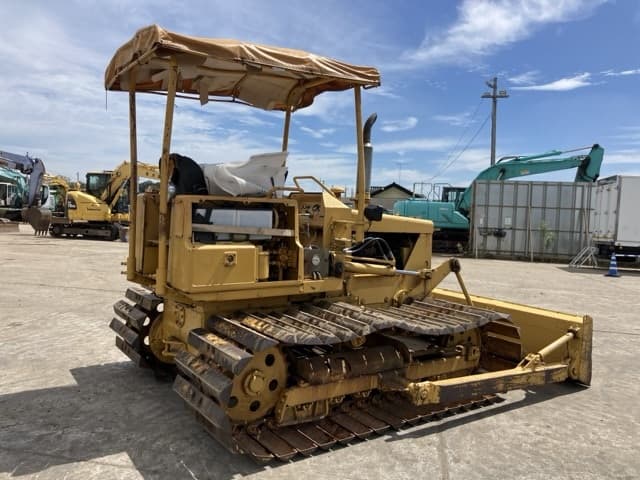 Bulldozer — Auction (lot 8458-357)