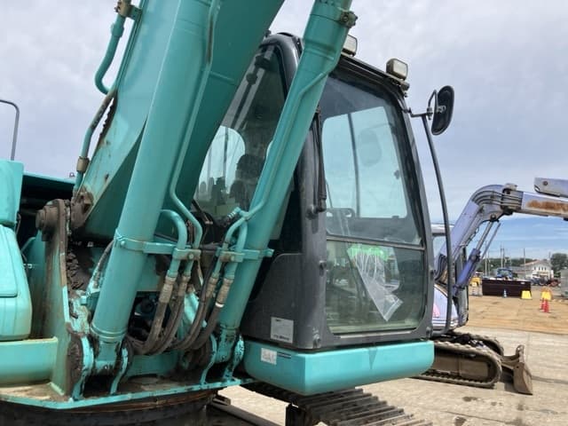 EXCAVATOR — Auction (lot 8458-364)