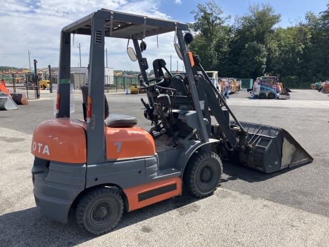 SHOVEL LOADER — Auction (lot 8458-367)
