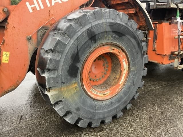 WHEEL LOADER — Auction (lot 8458-368)