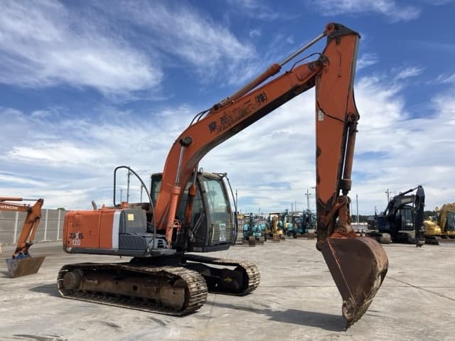 EXCAVATOR — Auction (lot 8458-370)