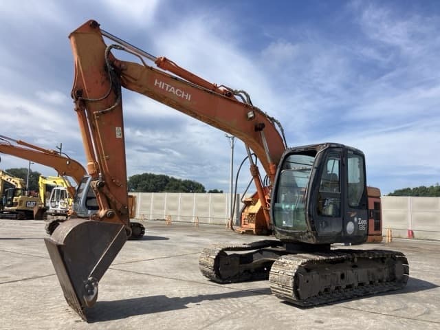 EXCAVATOR — Auction (lot 8458-371)