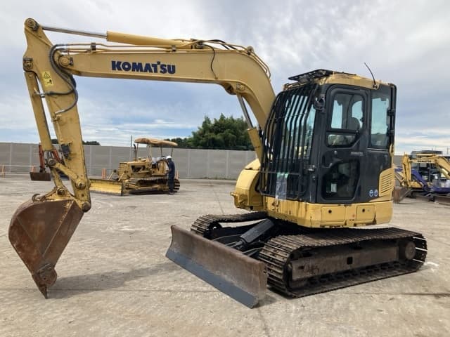 EXCAVATOR — Auction (lot 8458-375)