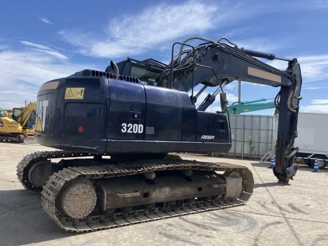 EXCAVATOR — Auction (lot 8458-378)