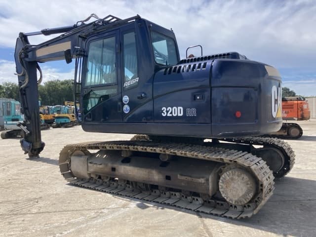 EXCAVATOR — Auction (lot 8458-378)