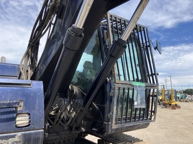 EXCAVATOR — Auction (lot 8458-378)