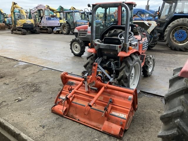 Tractor — Auction (lot 8458-3803)