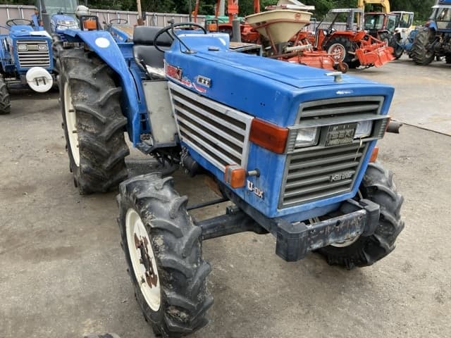 Tractor — Auction (lot 8458-3809)