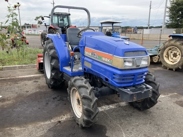 Tractor — Auction (lot 8458-3828)