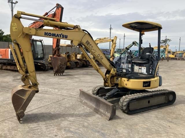 MINI EXCAVATOR — Auction (lot 8458-383)