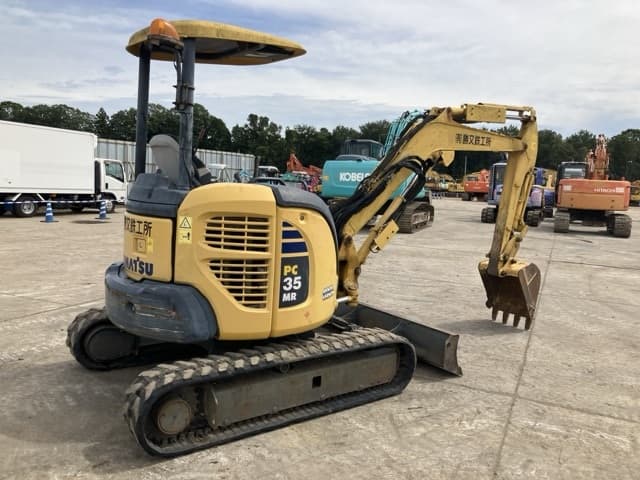 MINI EXCAVATOR — Auction (lot 8458-383)