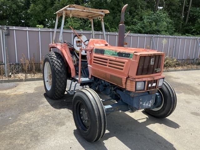 Tractor — Auction (lot 8458-3838)